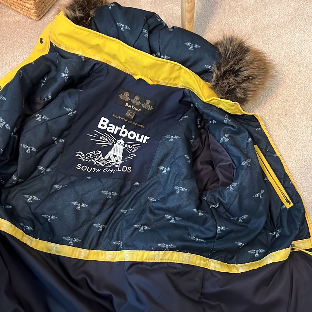 Barbour Abalone Jacket - Picture 9 of 16
